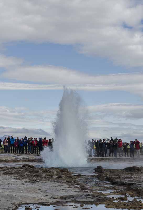 Islandia 078 - Geysir - geysir Strokkur.jpg